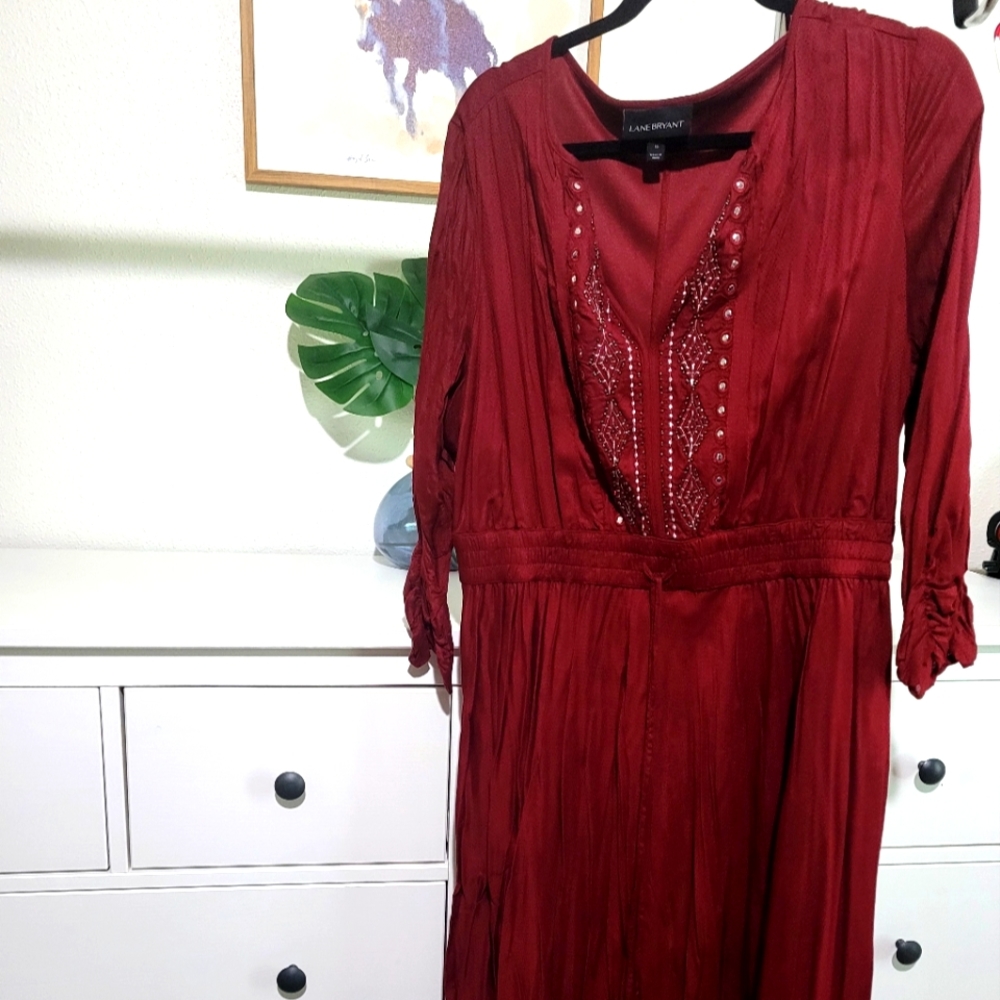 Lene  Bryan  dress